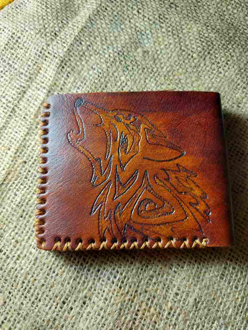 Genuine leather wallet, hand burned, 6 card slots