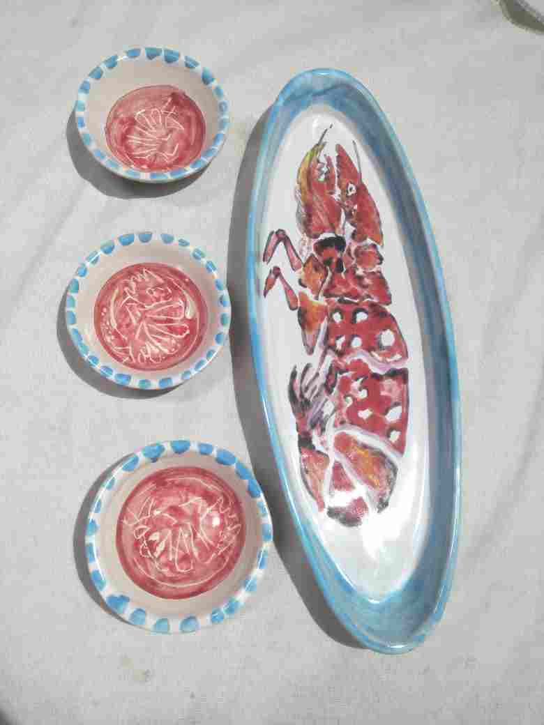 A set of sandwich dishes 4 pieces made of porcelain