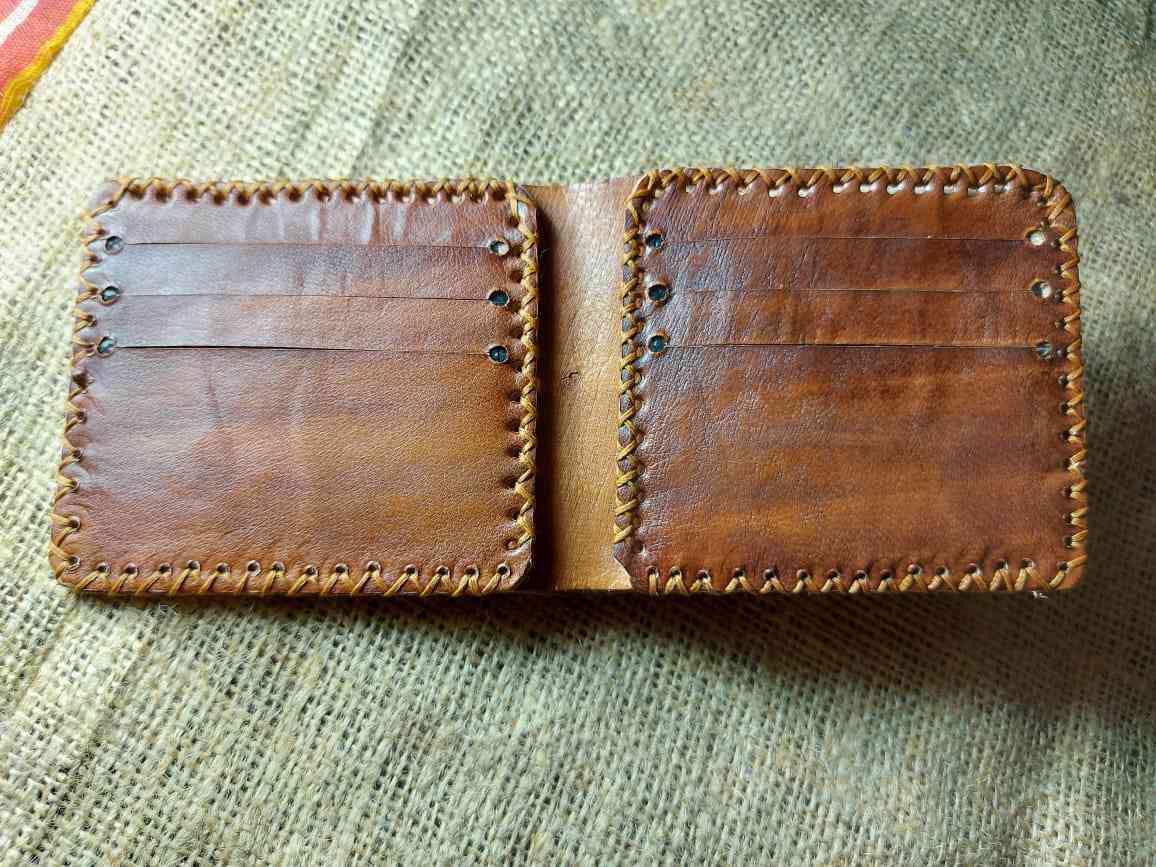 Genuine leather wallet, hand burned, 6 card slots