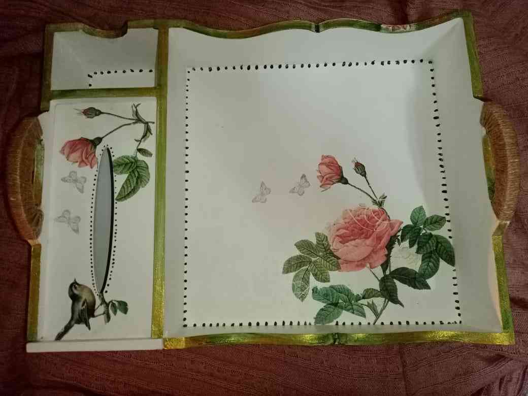 Bandeja de madera decoupage con 6 posavasos