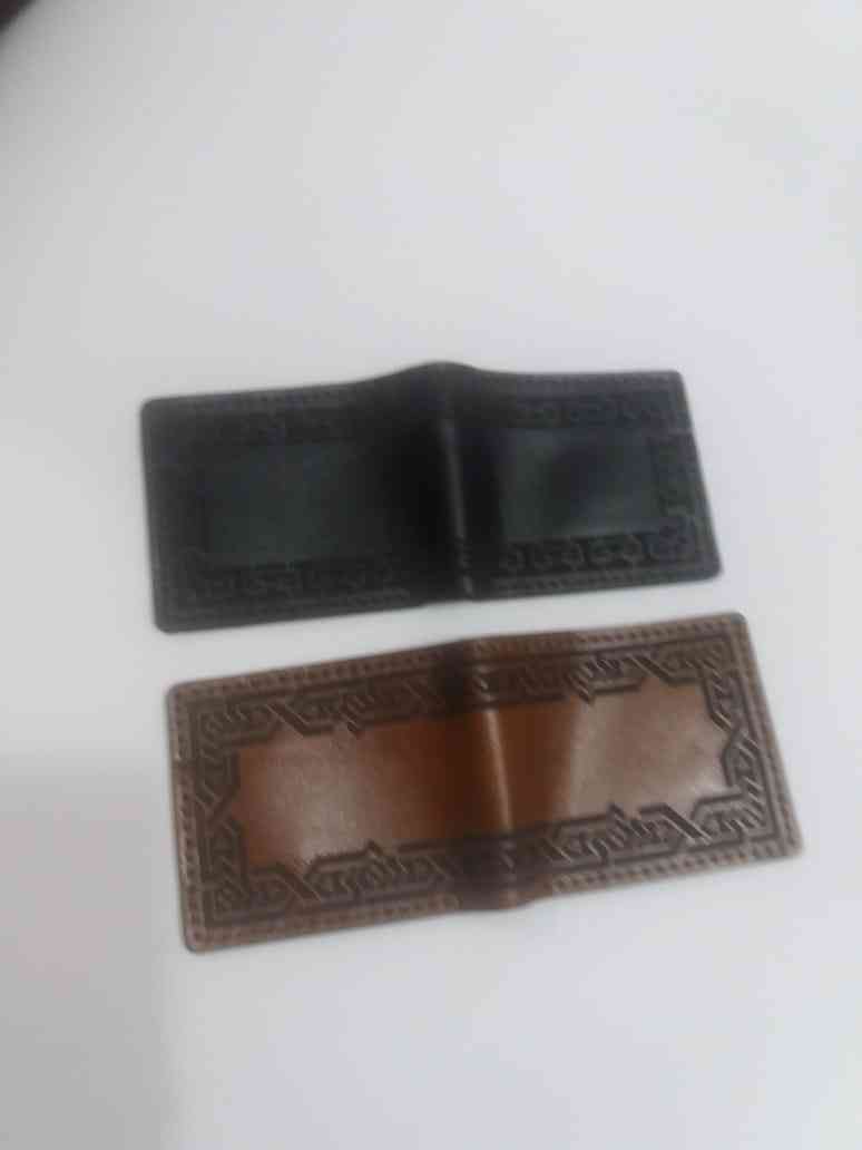 Goat leather wallet, two colors caramel, black and Havan