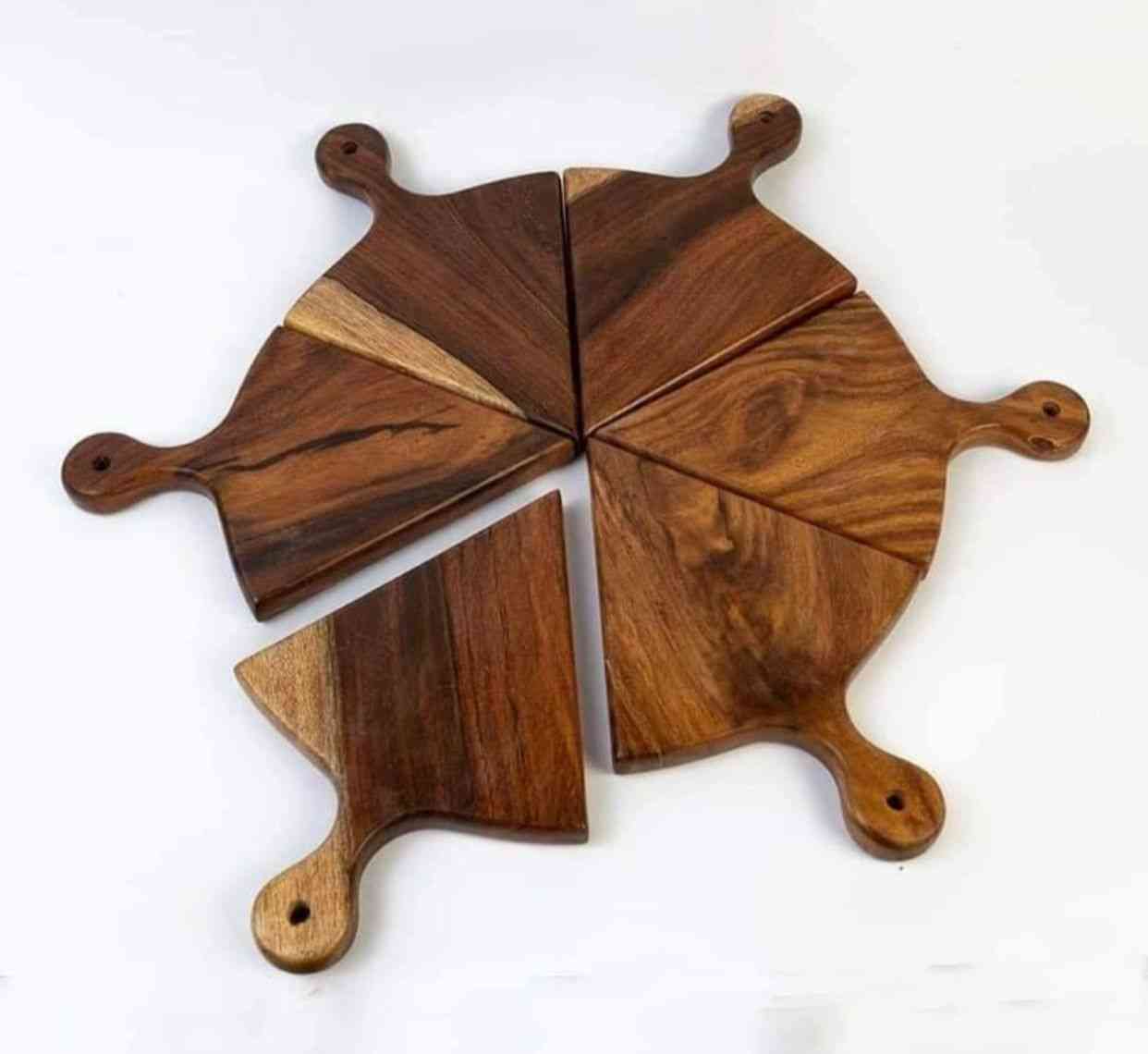 Pizza serving board