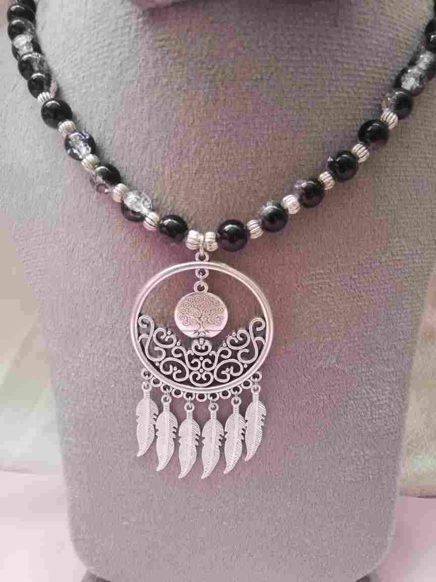 Alabaster beads necklace