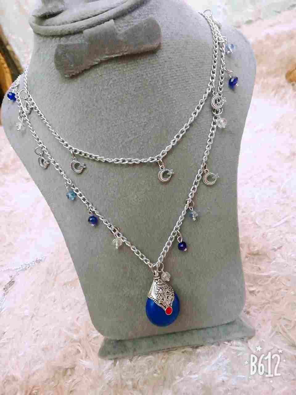 Collet with stainless chains and crystal beads