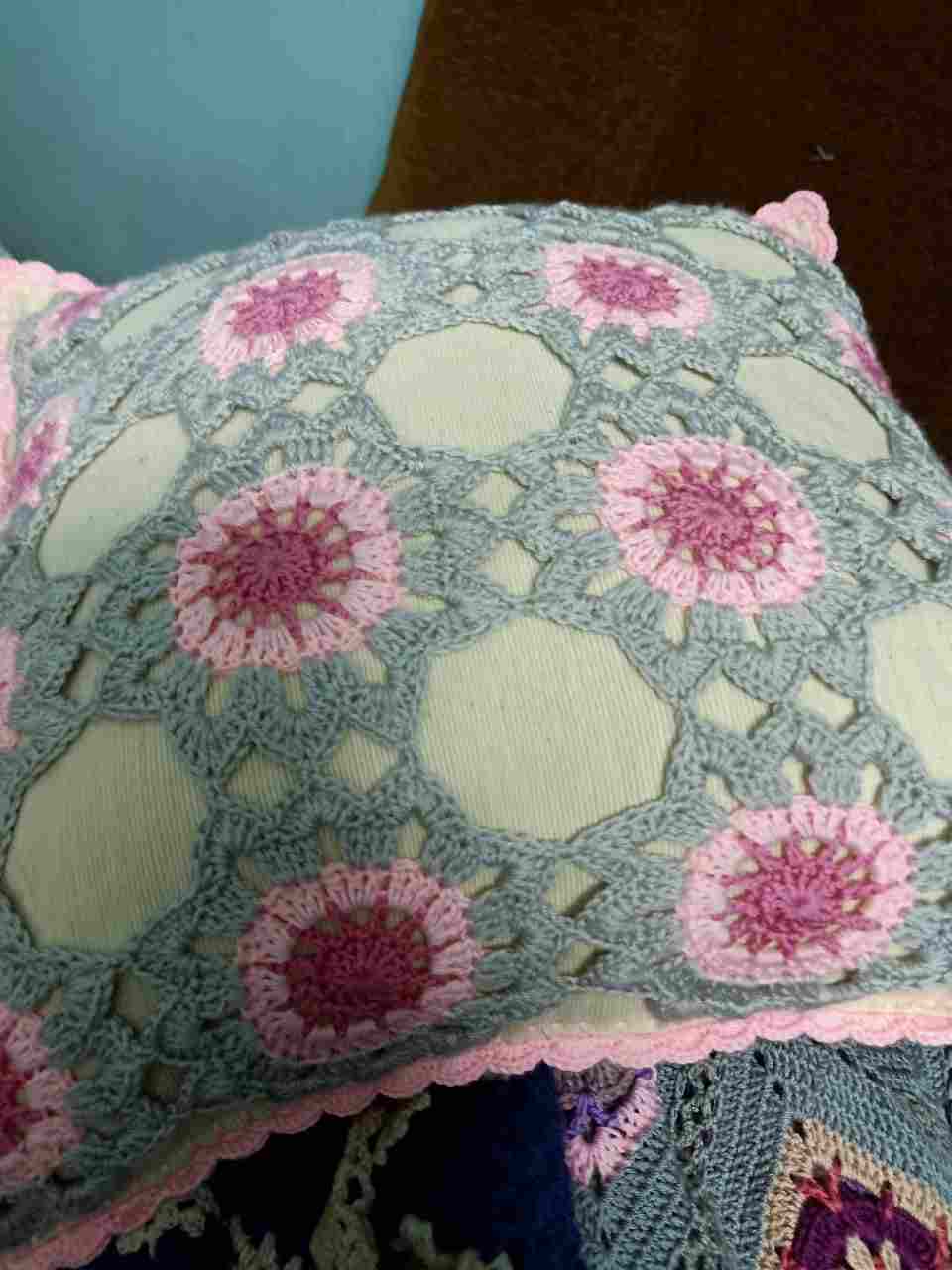 crochet pillows