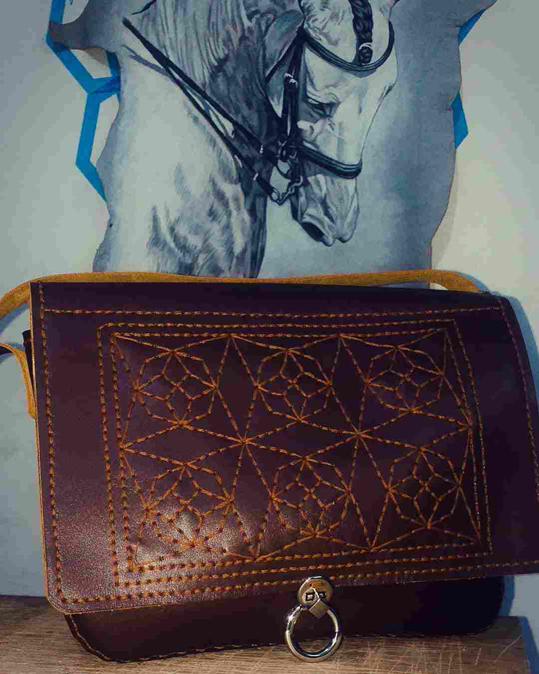 Hand embroidery genuine leather shoulder bag